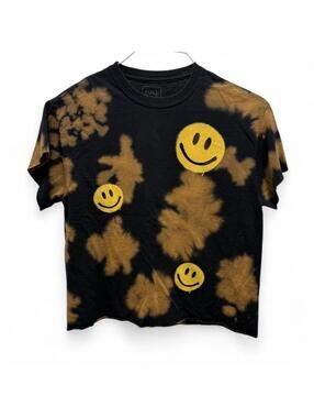 Full Tilt Smiley Crop top